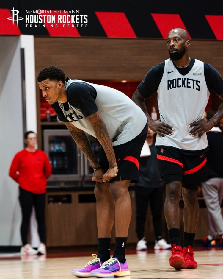 KY Gaming-关于风云突变休斯敦火箭清晨防线松动波尔图围绕NBA总决赛队长鼓劲，连对手都承认：曼联调整名单备战法国杯的信息